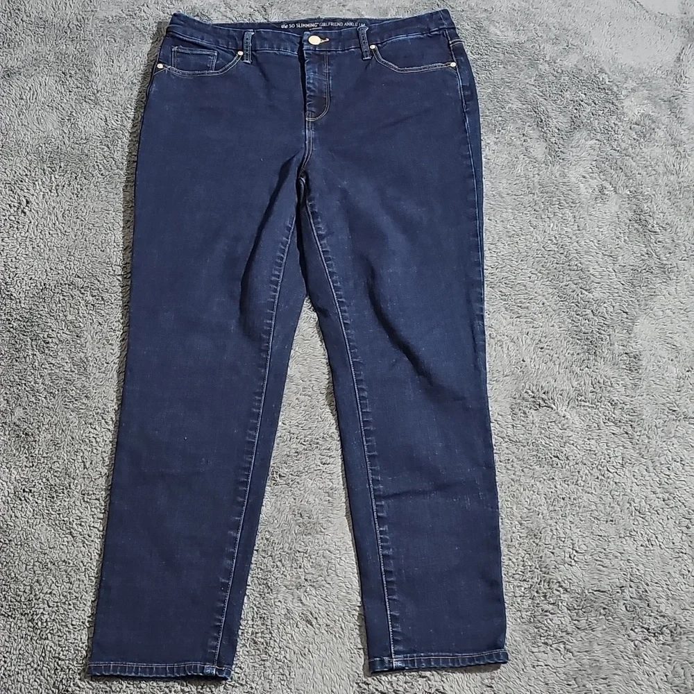 Chico's So Slimming Girlfriend Ankle Dark Wash Jean Size 1.5 Medium US Size 10 - Picture 1 of 9